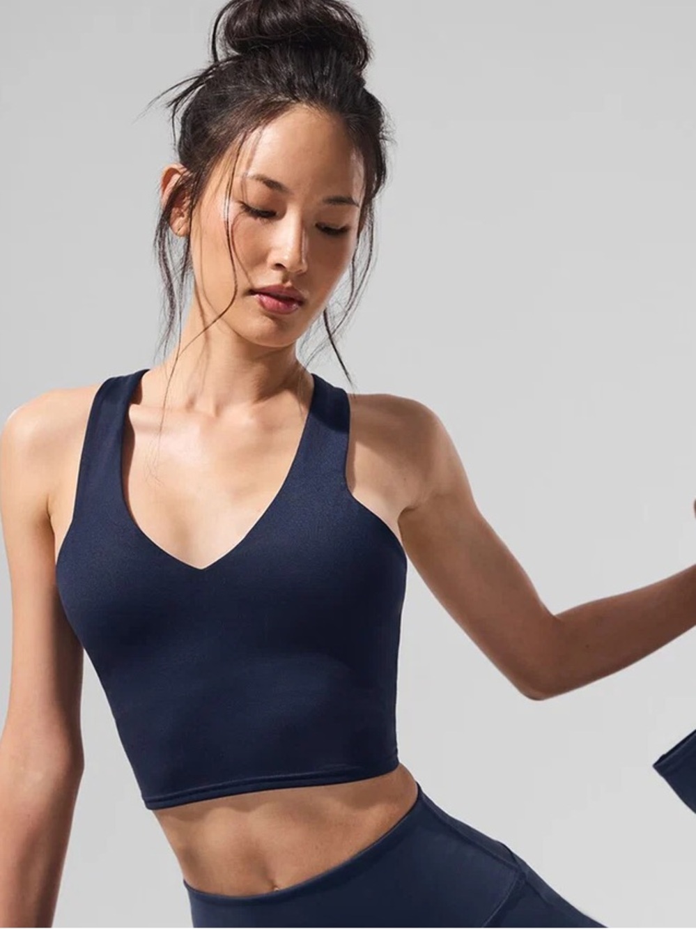 ALO Yoga Airbrush Real Bra Tank in Navy - M